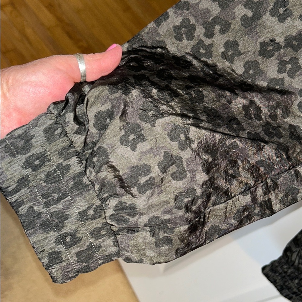 Varley Beckett Camo Joggers - Picture 7 of 15